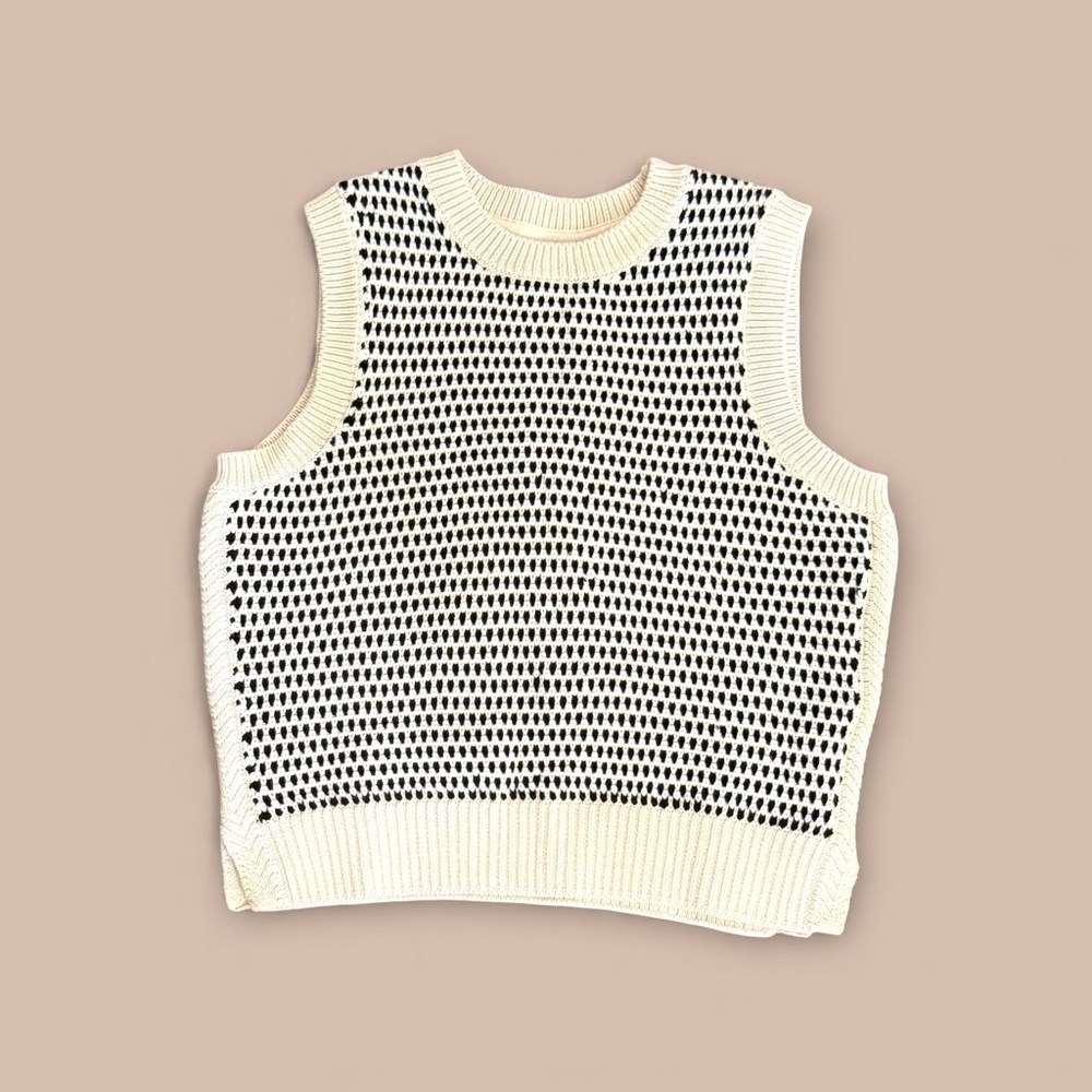 NWT Varley Black and Cream Knit Sleeveless Top/Sweater Vest